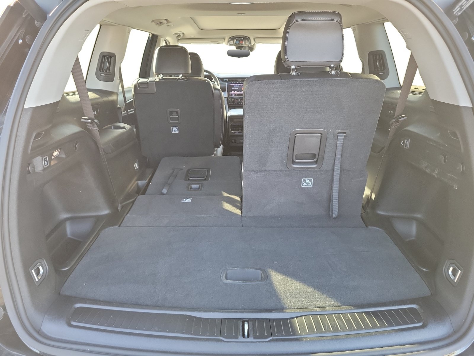 Used 2023 Jeep Grand Cherokee L Limited AWD/4WD image 28