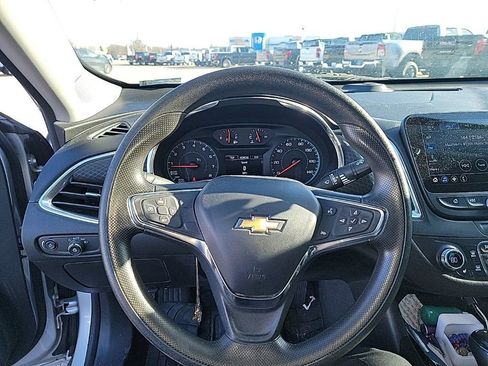 Used 2020 Chevrolet Malibu LT image 29