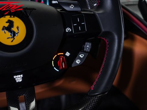Used 2022 Ferrari Roma RWD image 34