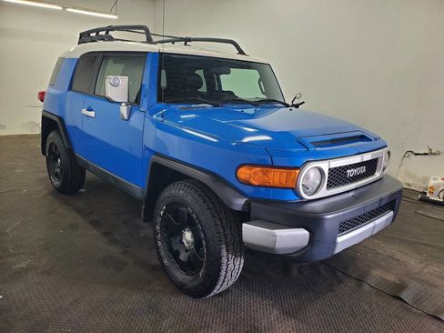 Used 2007 Toyota FJ Cruiser 4WD image 3