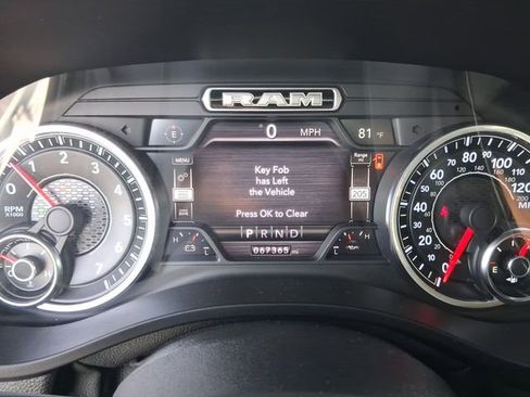 Used 2020 RAM 1500 Laramie RWD image 16