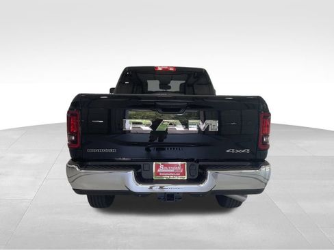 New 2025 RAM 2500 Big Horn image 5
