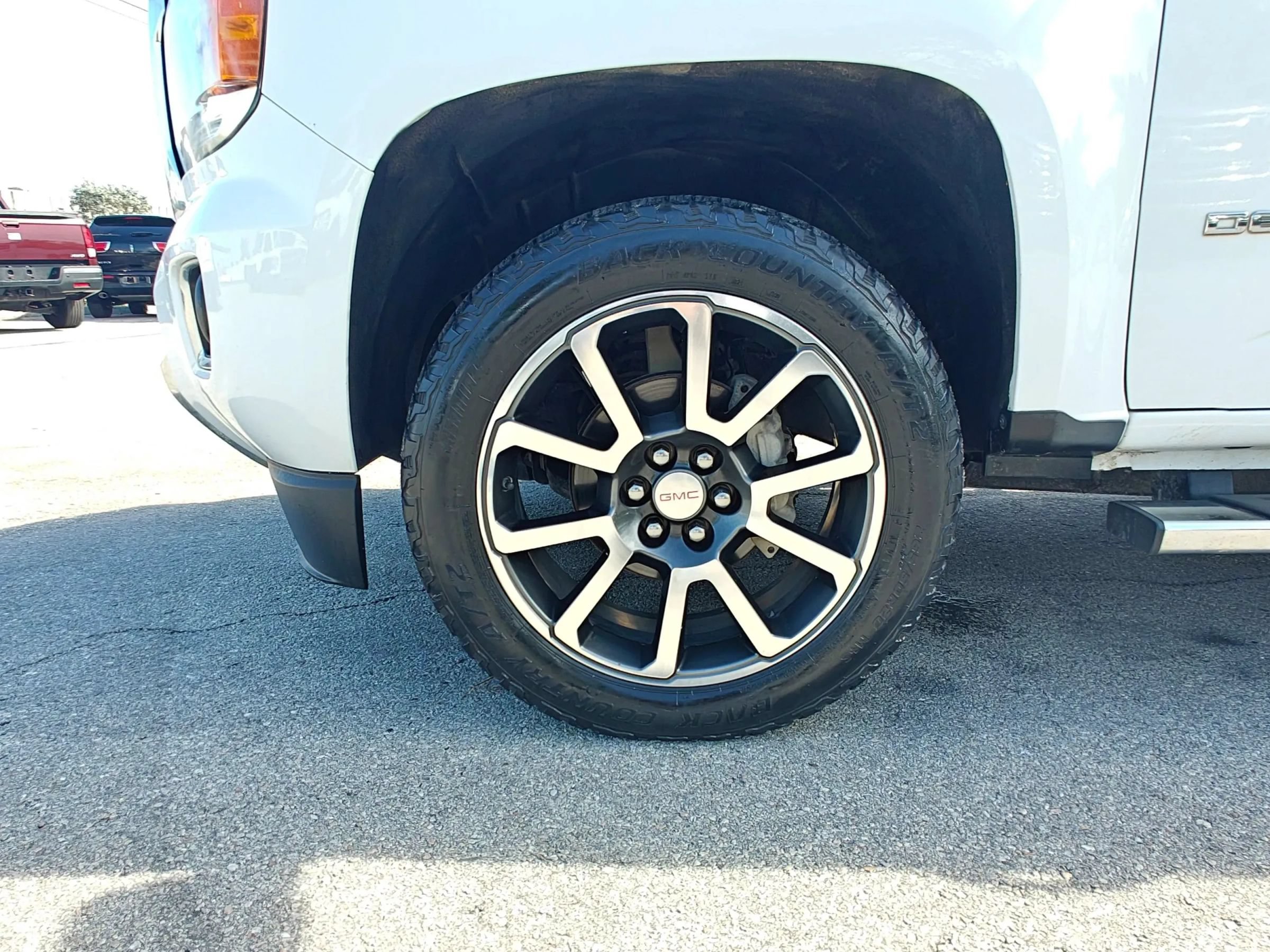 Used 2018 GMC Canyon Denali AWD/4WD image 28