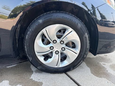 Used 2015 Honda Civic LX image 14