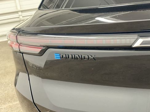 Used 2024 Chevrolet Equinox EV RS image 10
