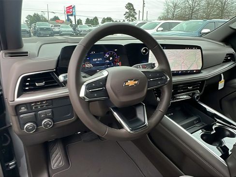 New 2026 Chevrolet Tahoe LT image 18