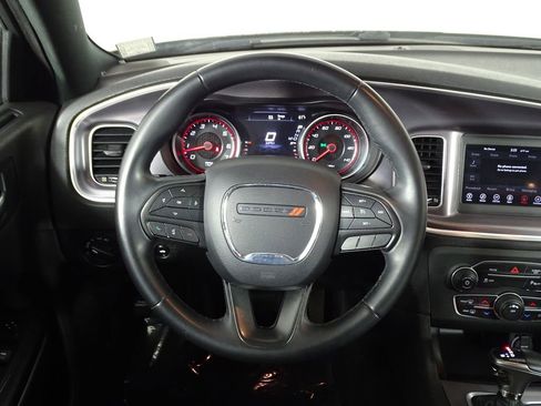 Used 2019 Dodge Charger SXT image 26