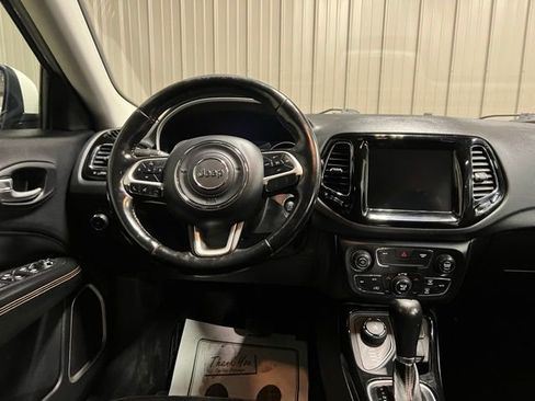 Used 2019 Jeep Compass Limited image 26