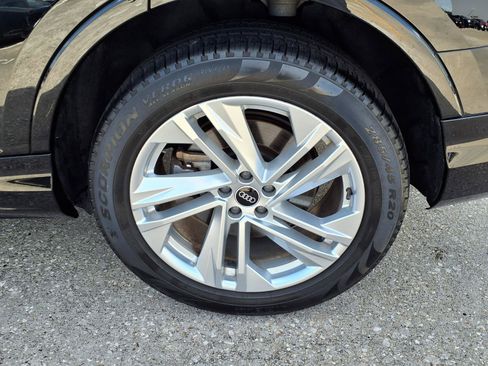 Used 2022 Audi Q7 3.0T Premium Plus AWD/4WD image 26