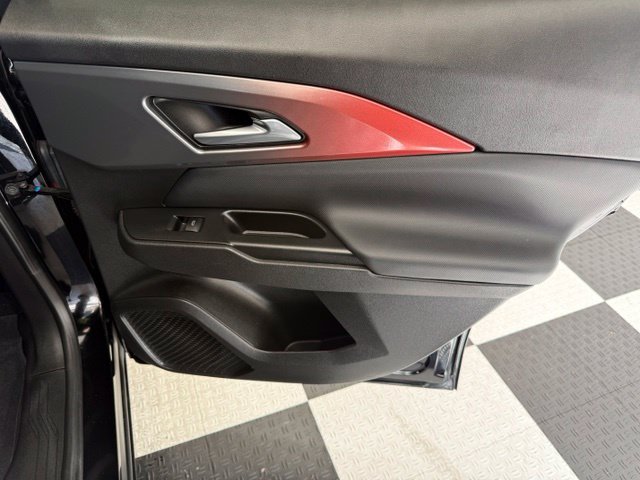 Used 2024 Chevrolet Equinox EV RS AWD/4WD image 25