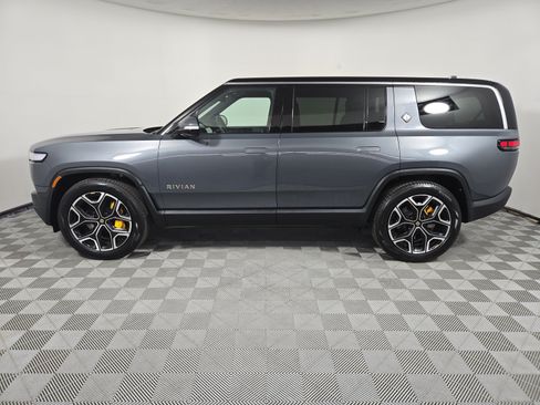 Used 2024 Rivian R1S Adventure AWD/4WD image 2