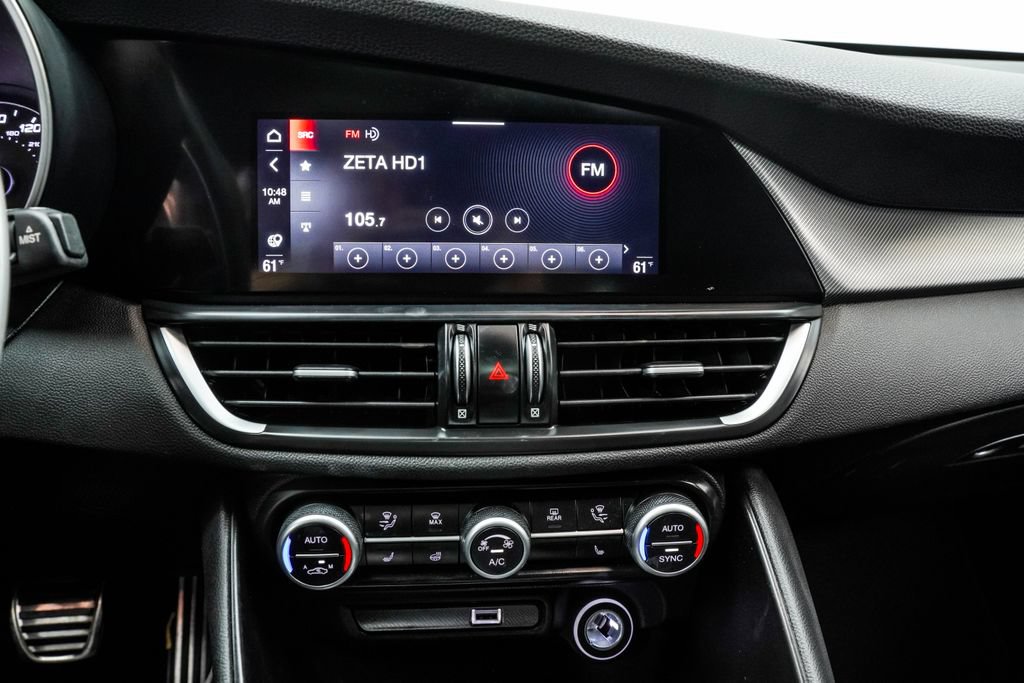 Used 2023 Alfa Romeo Giulia Veloce RWD image 29