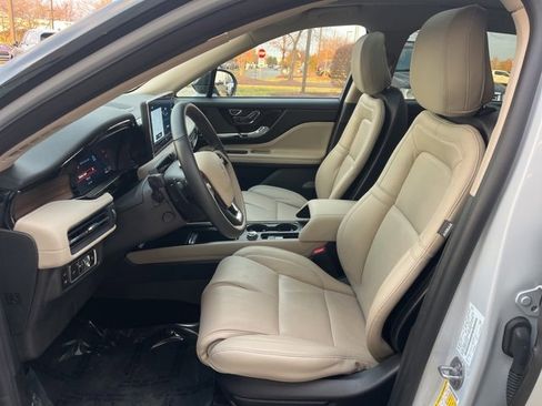 Used 2025 Lincoln Corsair Grand Touring w/ Equipment Group 302A image 23