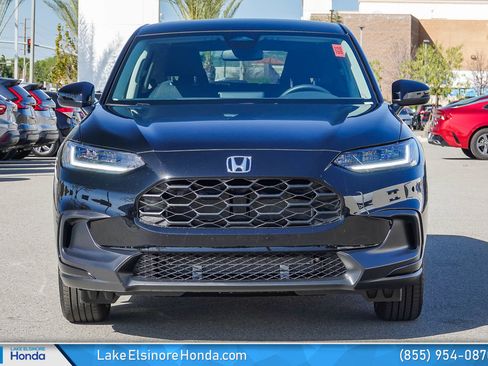 New 2026 Honda HR-V LX image 2