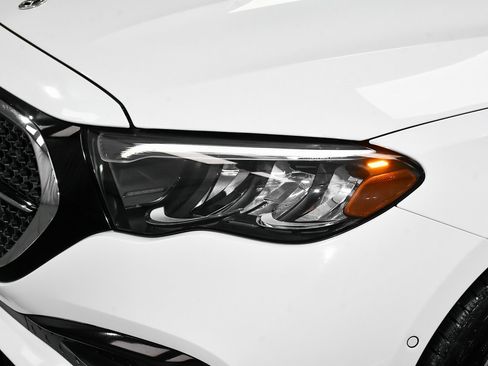 Used 2025 Mercedes-Benz E 450 4MATIC Sedan image 76