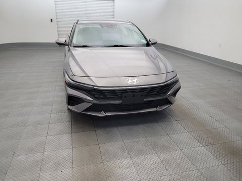 Used 2024 Hyundai Elantra SEL FWD image 14