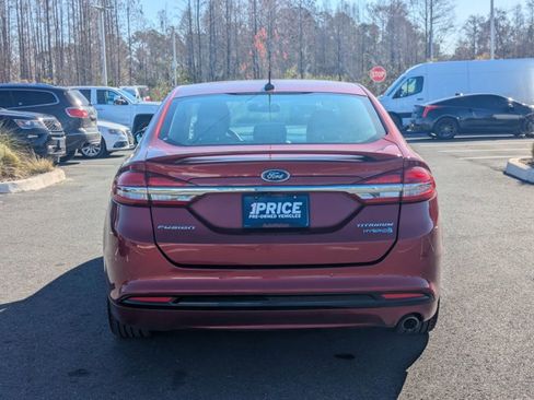 Used 2017 Ford Fusion Titanium image 7
