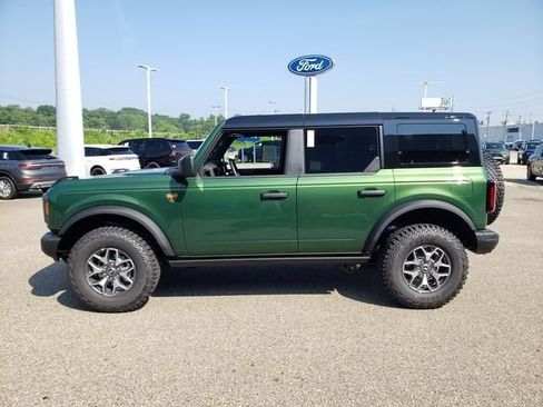 New 2025 Ford Bronco Badlands AWD/4WD image 5
