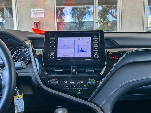 Certified 2023 Toyota Camry SE image 13