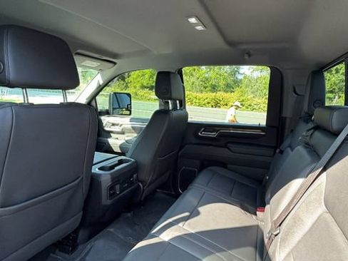 Used 2024 Chevrolet Silverado 2500 LT w/ All Star Edition AWD/4WD image 29
