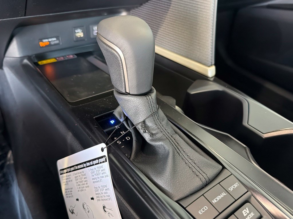 New 2026 Toyota Camry SE w/ Convenience Package FWD image 25