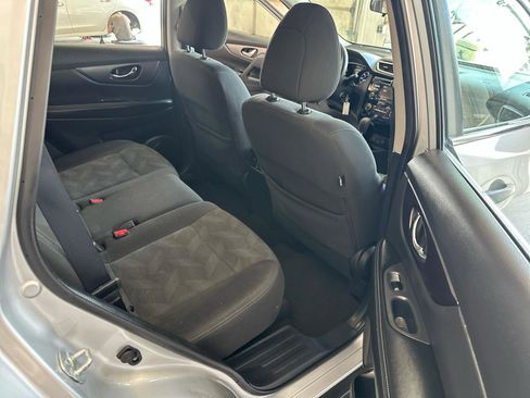 Used 2016 Nissan Rogue S AWD/4WD image 19
