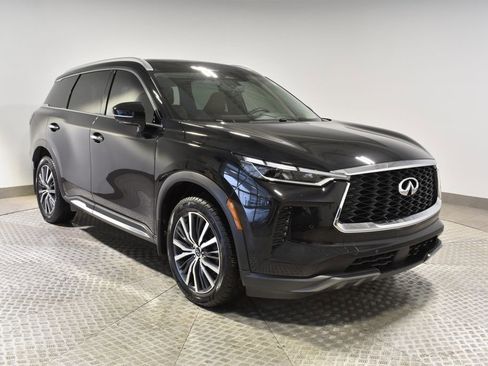 Used 2024 INFINITI QX60 Sensory w/ Vision Package image 12