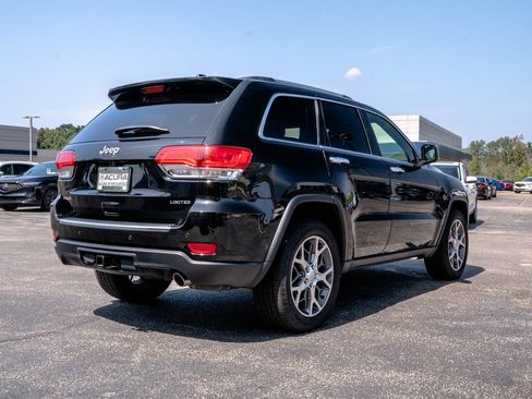 Used 2019 Jeep Grand Cherokee Limited w/ Trailer Tow Group IV AWD/4WD image 11
