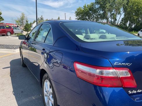 Used 2007 Toyota Camry LE FWD image 5