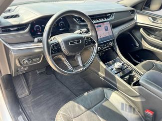 Used 2022 Jeep Grand Cherokee Overland AWD/4WD video 2