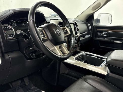 Used 2016 RAM 1500 Laramie w/ Convenience Group image 12