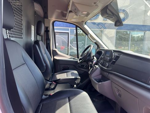 Used 2022 Ford Transit 250 148 High Roof RWD image 11