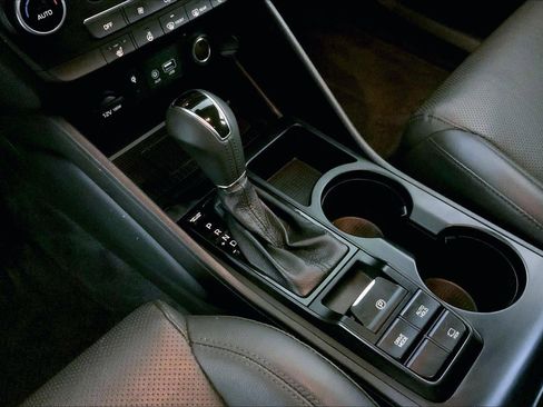 Used 2021 Hyundai Tucson Limited w/ Cargo Package image 17