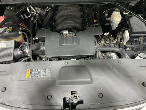 Used 2019 GMC Yukon Denali w/ Denali Ultimate Package image 19