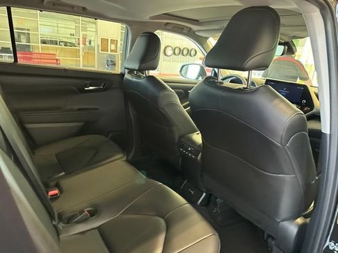 Used 2026 Toyota Highlander XLE AWD/4WD image 20