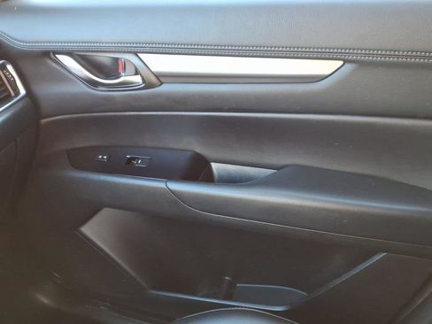 Used 2021 MAZDA CX-5 Touring image 19