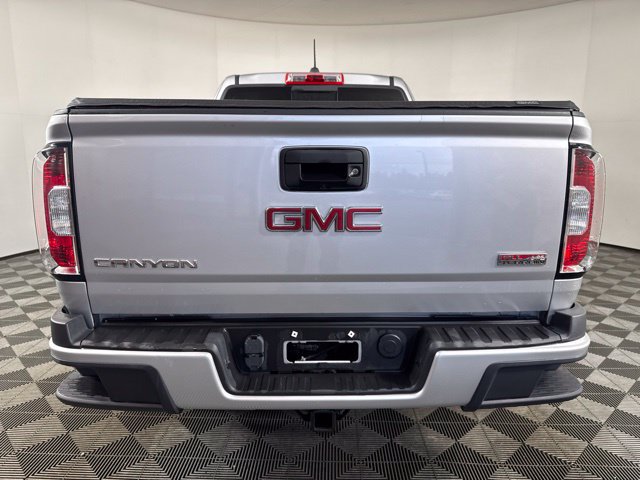 Used 2015 GMC Canyon SLE AWD/4WD image 22