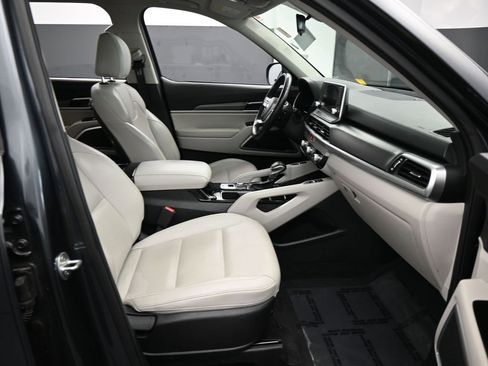 Used 2021 Kia Telluride S image 42