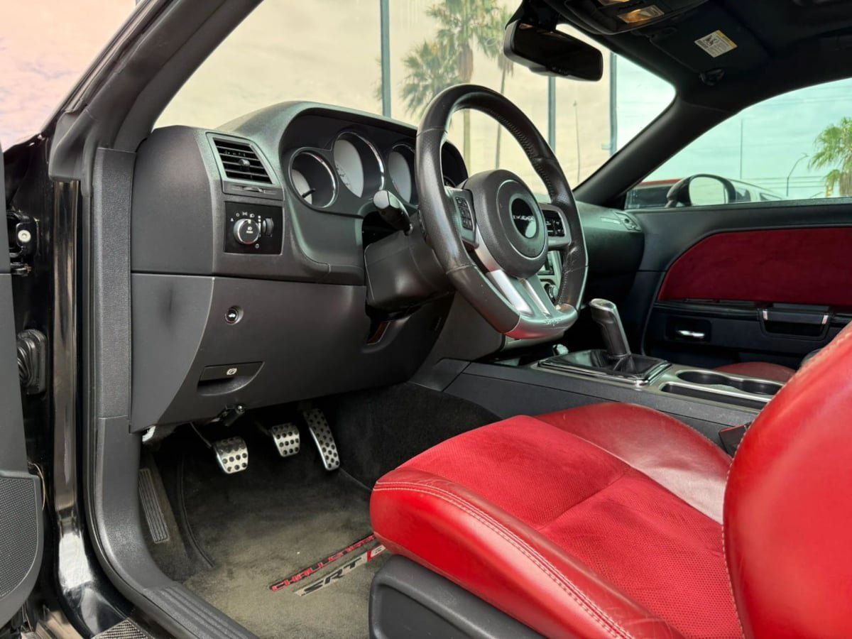 Used 2013 Dodge Challenger SRT8 w/ Harman Kardon Audio Group RWD image 36