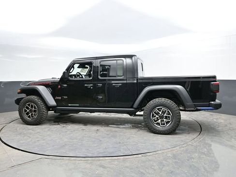 New 2026 Jeep Gladiator Rubicon AWD/4WD image 4