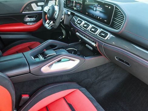 Used 2023 Mercedes-Benz GLE 53 AMG 4MATIC Coupe image 18