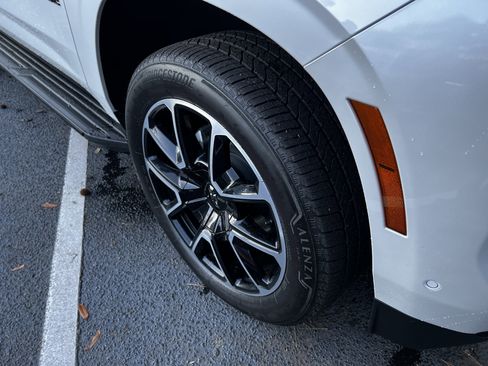 Used 2025 Chevrolet Tahoe RST w/ Comfort Package image 8