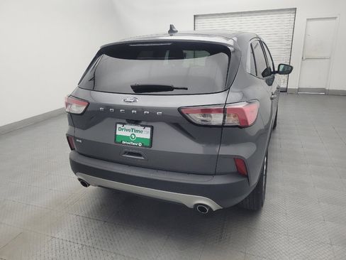 Used 2022 Ford Escape SE FWD image 7