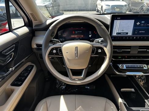 Certified 2023 Lincoln Corsair AWD w/ Equipment Group 101A image 14