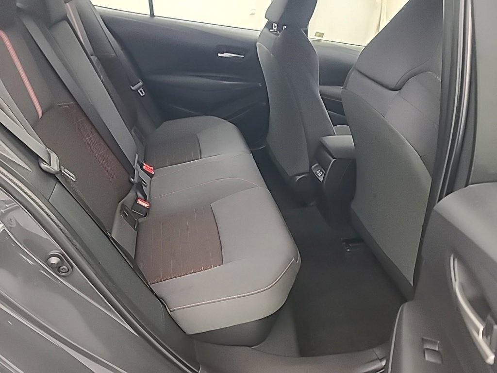 Used 2026 Toyota Corolla SE FWD image 18