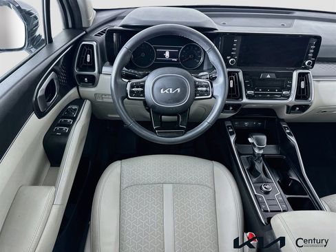 Certified 2023 Kia Sorento S image 21