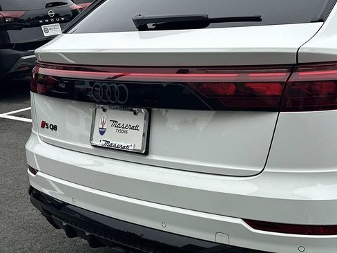 Used 2024 Audi SQ8 Prestige AWD/4WD image 12