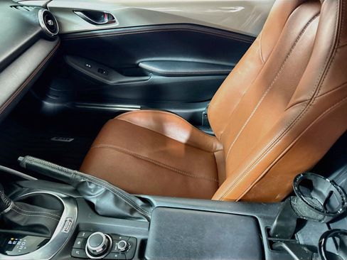 Used 2022 MAZDA MX-5 Miata RF Grand Touring RWD image 20