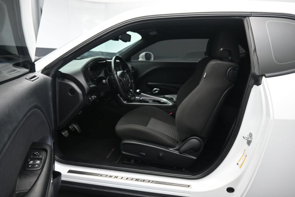 Used 2019 Dodge Challenger R/T Scat Pack w/ Shaker Package RWD image 12