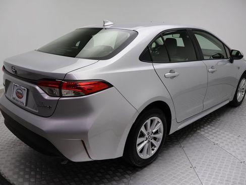 Certified 2024 Toyota Corolla LE image 8